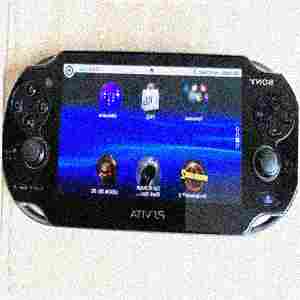 Карманная Sony PS Vita Oled Wi-Fi+3G с играми